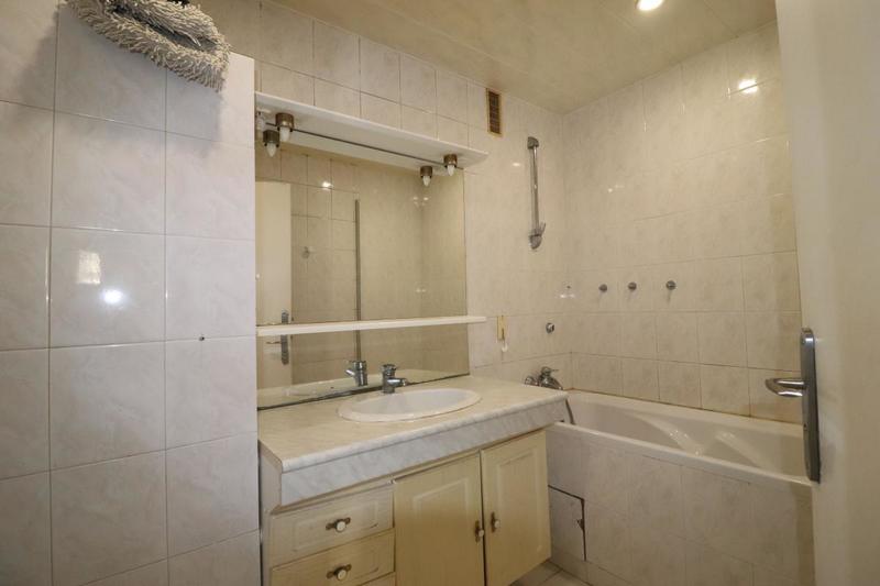 Appartement - 77 m² - 4 pièces