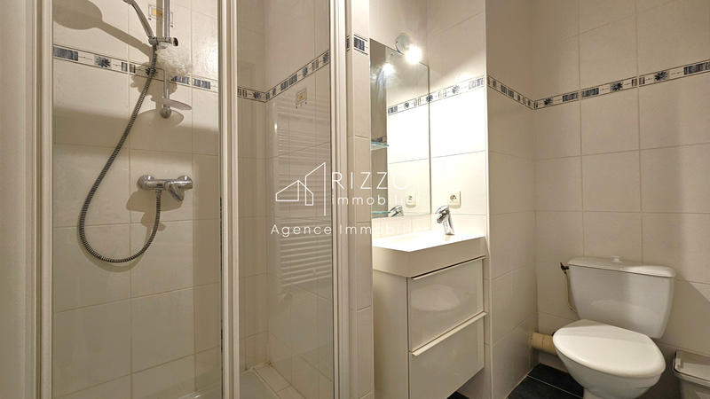 Appartement - 111 m² - 5 pièces