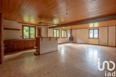 Maison - 209 m² - 7 pièces