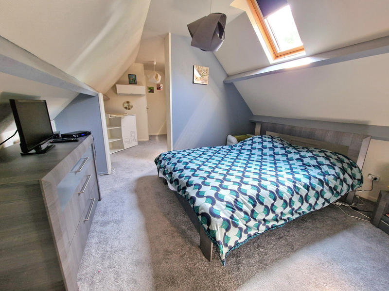 Maison - 200 m² - 8 pièces