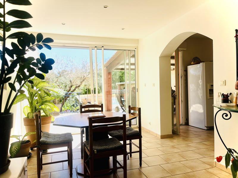 Villa - 140 m² - 5 pièces