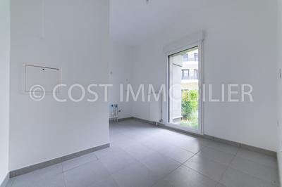 Appartement - 121 m² - 6 pièces