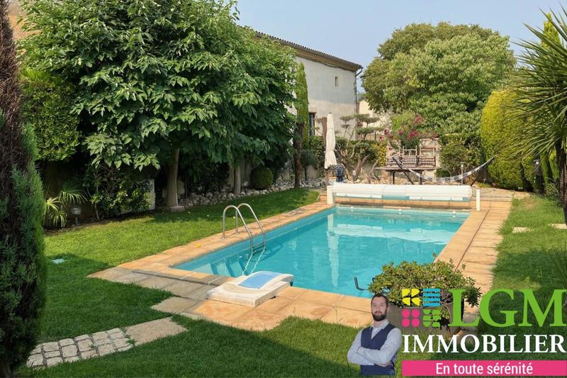 Maison - 181 m² - 4 pièces