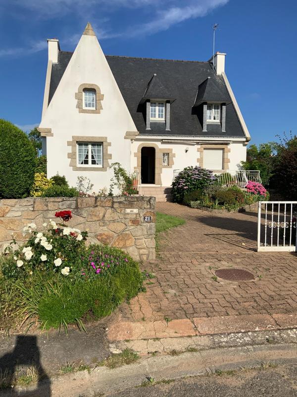 Maison - 200 m² - 8 pièces