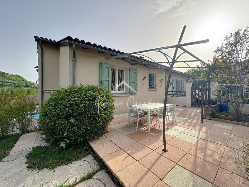 Maison - 103 m² - 5 pièces