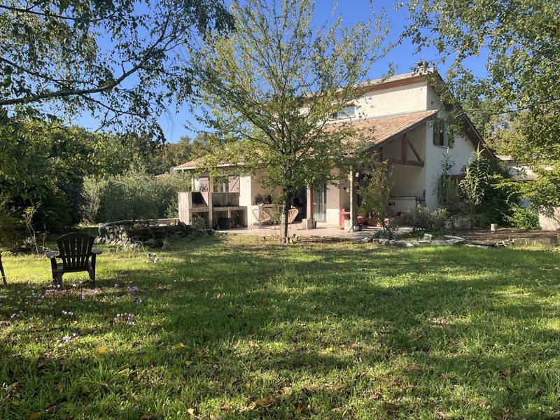 Maison - 154 m² - 6 pièces