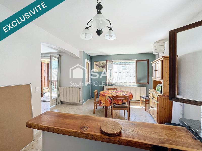 Appartement - 115 m² - 5 pièces