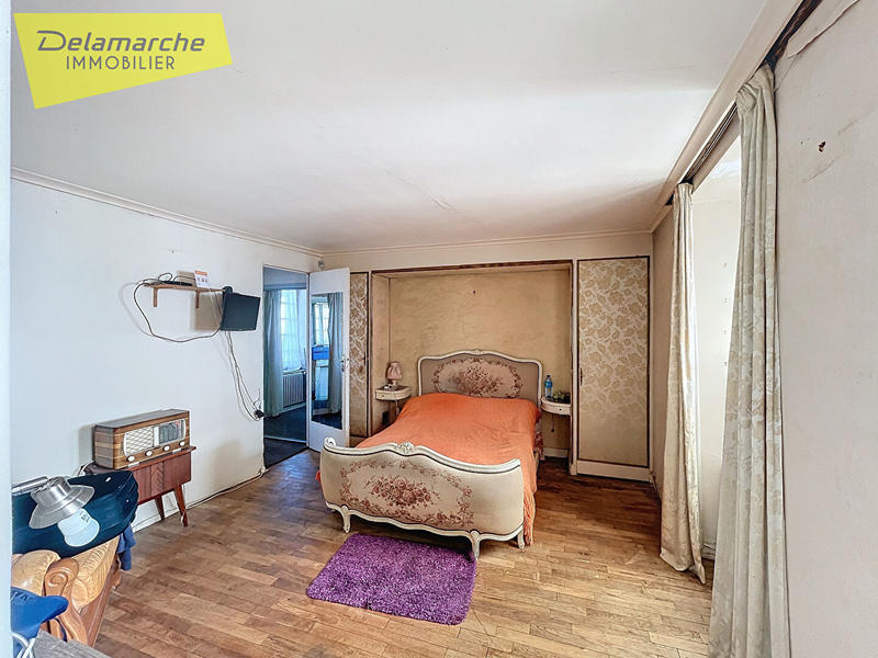 Maison - 232 m² - 10 pièces