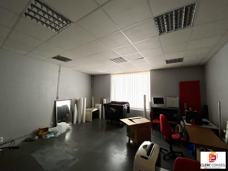 Local d'activités - 630 m²