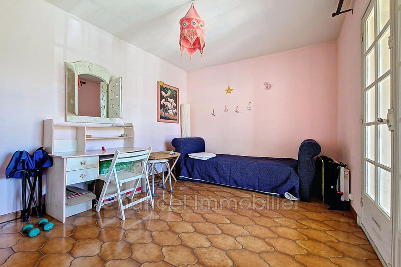 Appartement - 85 m² - 3 pièces