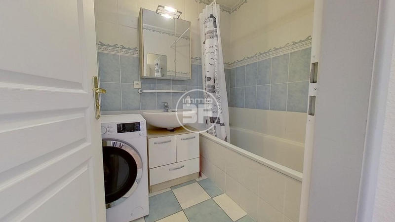 Appartement - 125 m² - 5 pièces