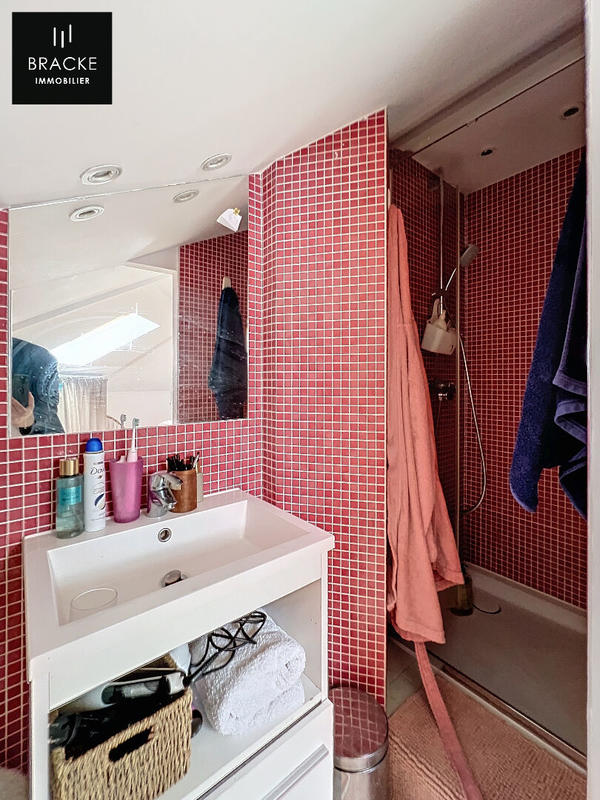 Appartement - 93 m² - 5 pièces