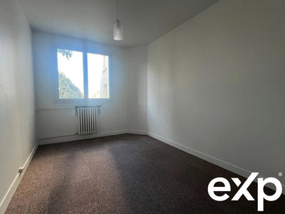 Appartement - 96 m² - 5 pièces