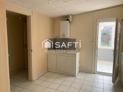 Maison - 92 m² - 5 pièces