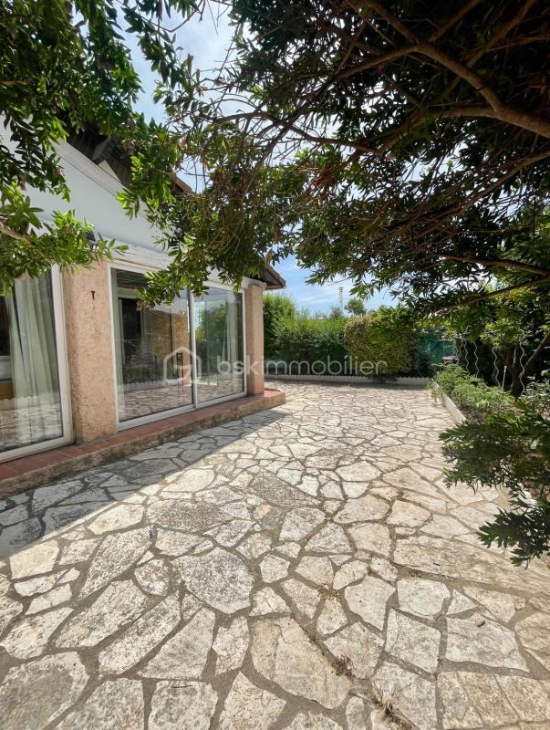 Maison - 97 m² - 4 pièces