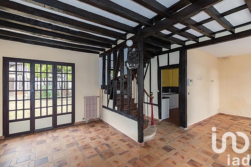 Maison - 204 m² - 8 pièces