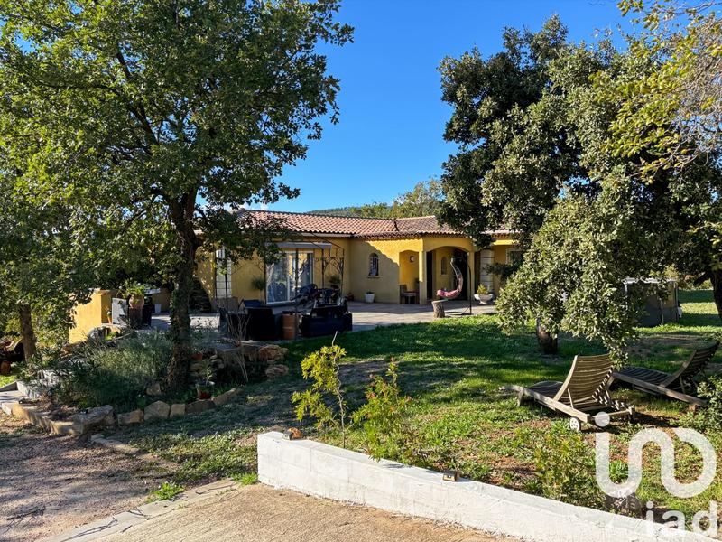 Maison - 227 m² - 7 pièces