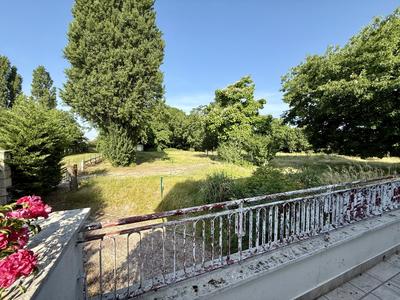 Maison - 193 m² - 6 pièces