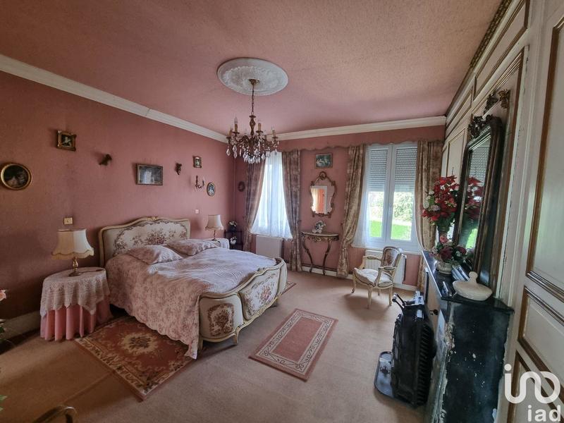 Maison - 300 m² - 5 pièces