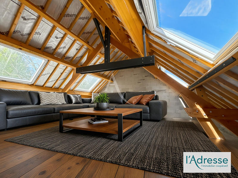 Maison - 250 m² - 7 pièces