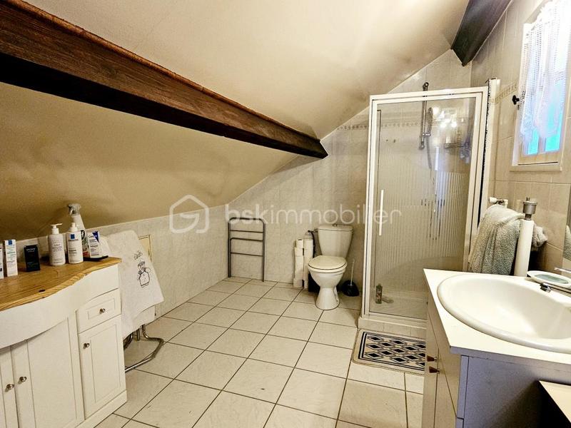 Maison traditionnelle - 125 m² - 5 pièces