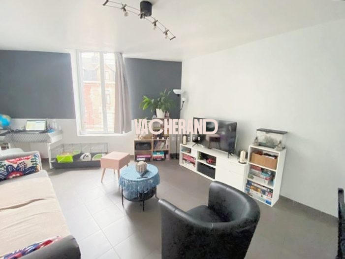 Appartement - 130 m² - 3 pièces