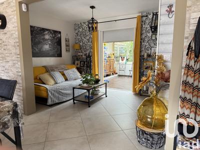 Maison - 97 m² - 5 pièces