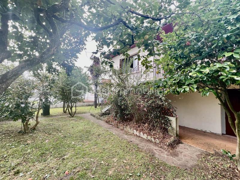 Maison traditionnelle - 165 m² - 6 pièces