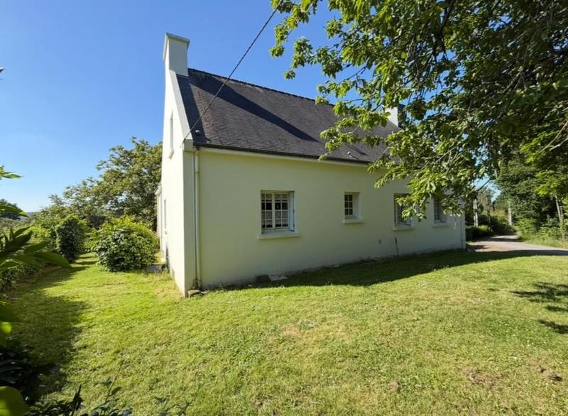 Maison - 168 m² - 10 pièces