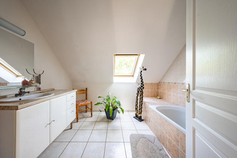 Maison - 136 m² - 6 pièces