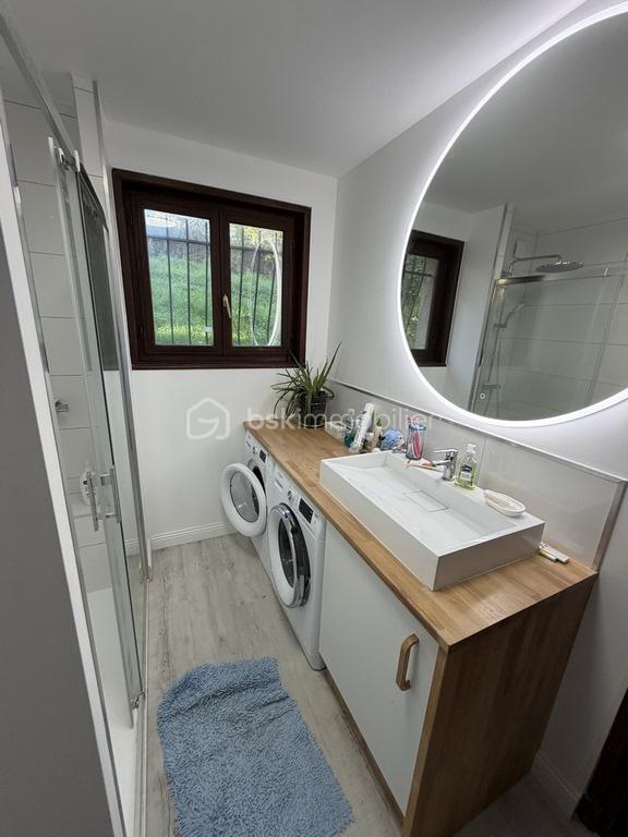 Maison - 167 m² - 6 pièces