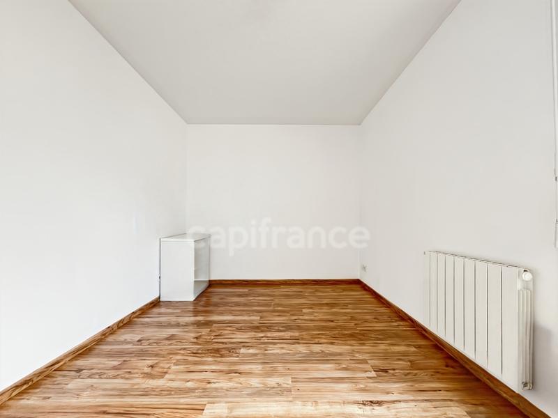 Appartement - 92 m² - 5 pièces