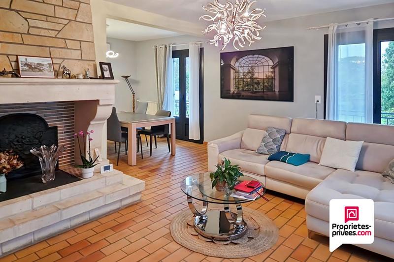 Maison - 175 m² - 7 pièces