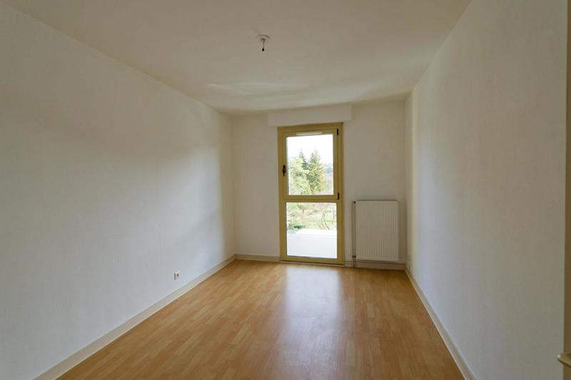 Appartement - 90 m² - 3 pièces