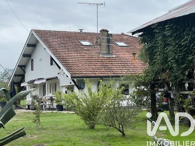 Maison - 167 m² - 9 pièces