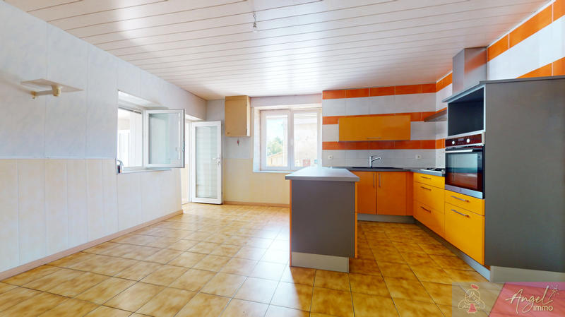 Maison - 132 m² - 5 pièces
