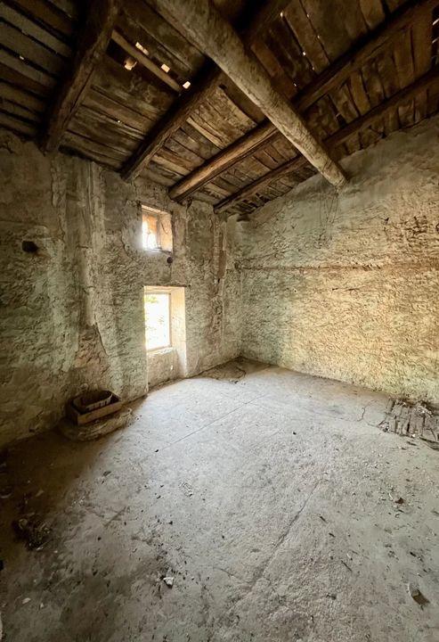 Maison - 315 m² - 15 pièces