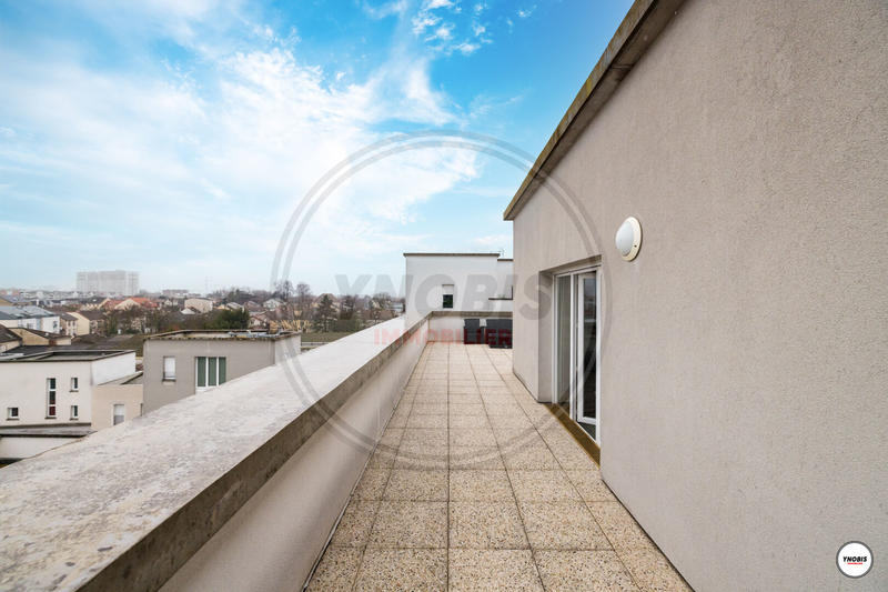 Appartement - 80 m² - 4 pièces