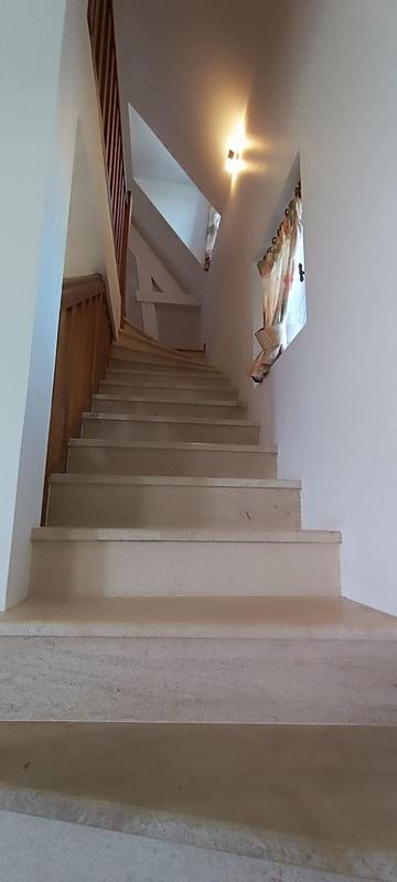 Maison - 184 m² - 6 pièces