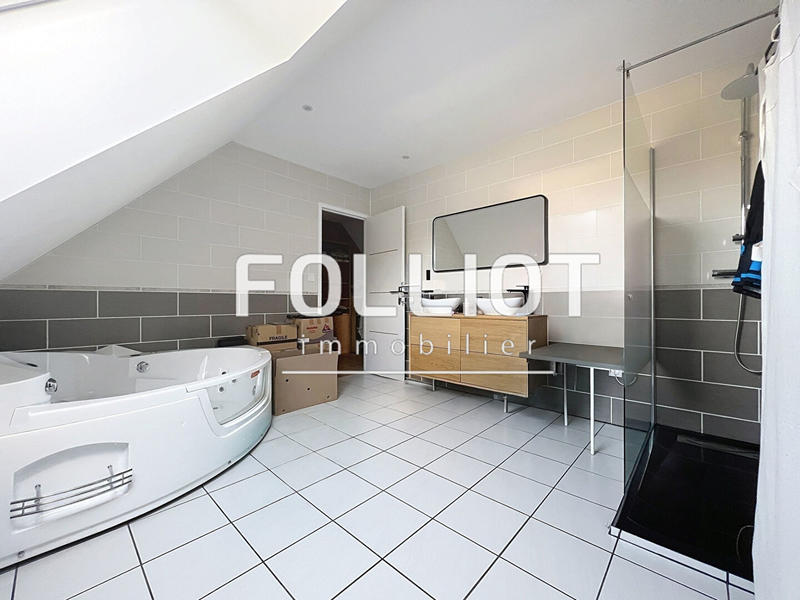 Maison - 158 m² - 6 pièces