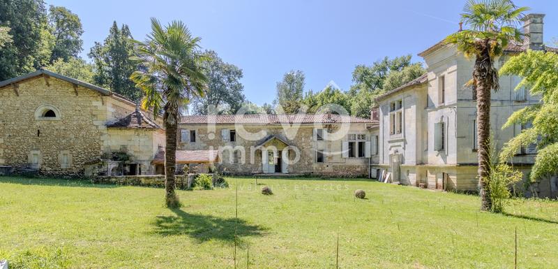 Château - 650 m² - 20 pièces