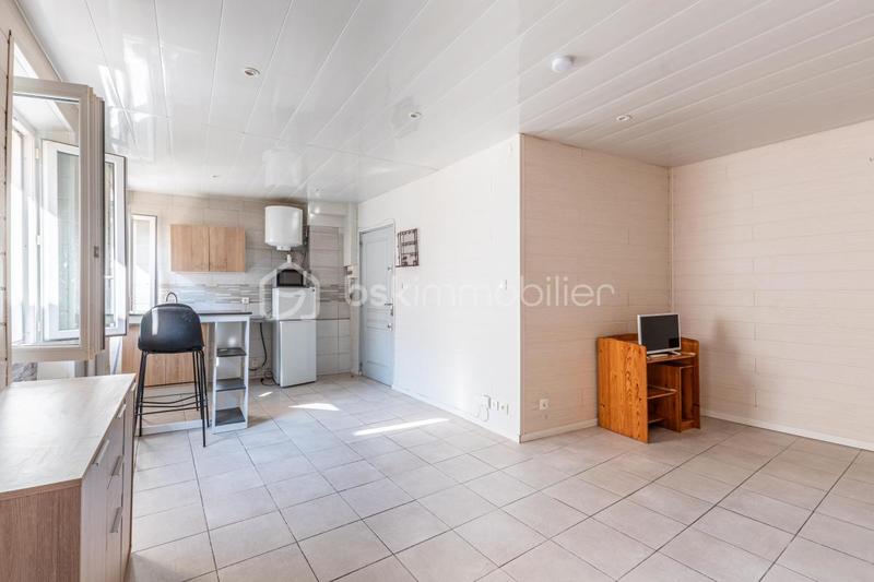 Studio - 27 m² - 1 pièce