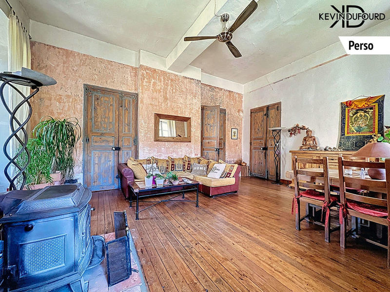 Maison - 488 m² - 19 pièces