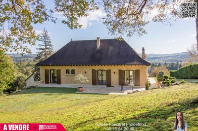 Maison - 167 m² - 6 pièces