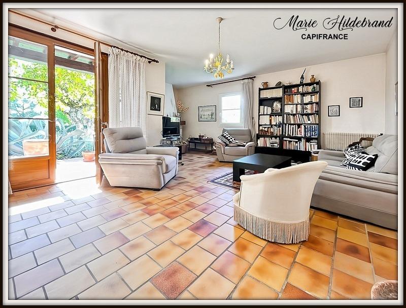 Maison - 173 m² - 9 pièces