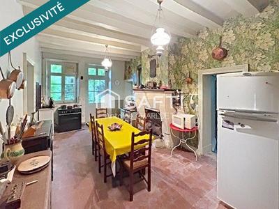 Maison - 410 m² - 11 pièces