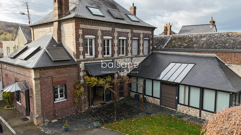 Maison - 175 m² - 8 pièces