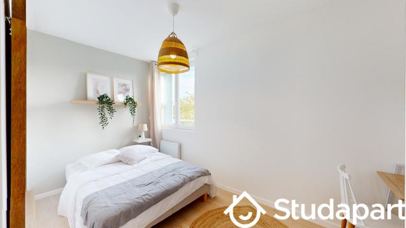 Chambre - 12 m² - 1 pièce