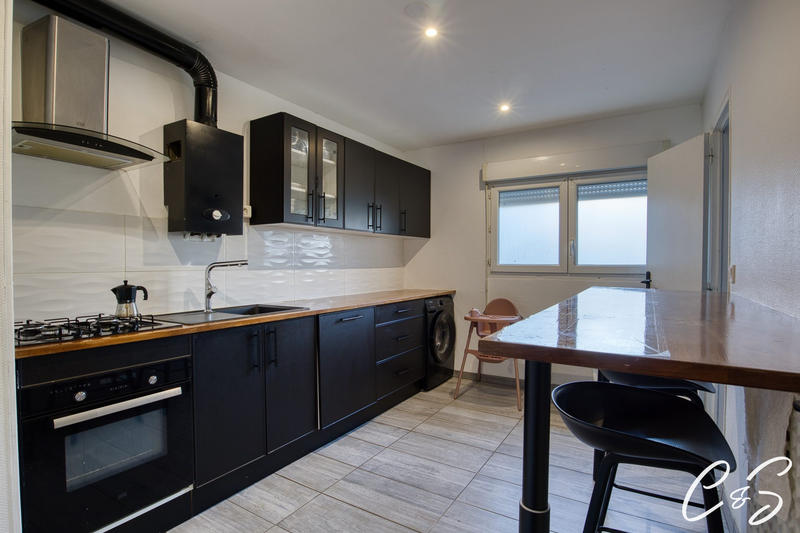 Appartement - 70 m² - 3 pièces