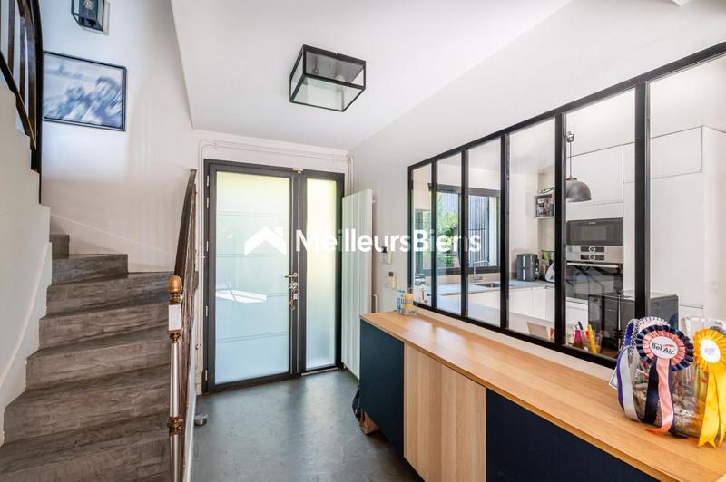 Maison - 140 m² - 8 pièces